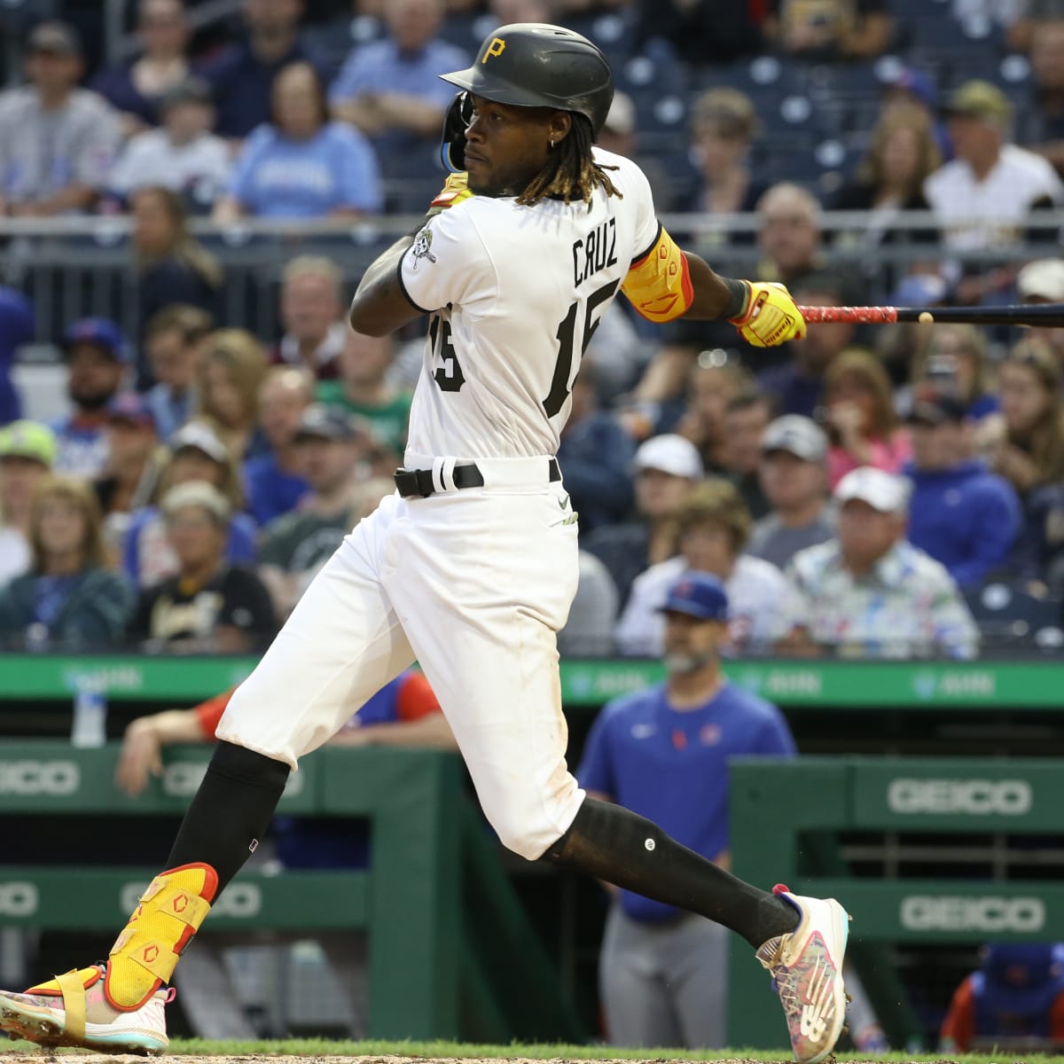 Oneil Cruz working hard to stay at shortstop for Pirates, remain