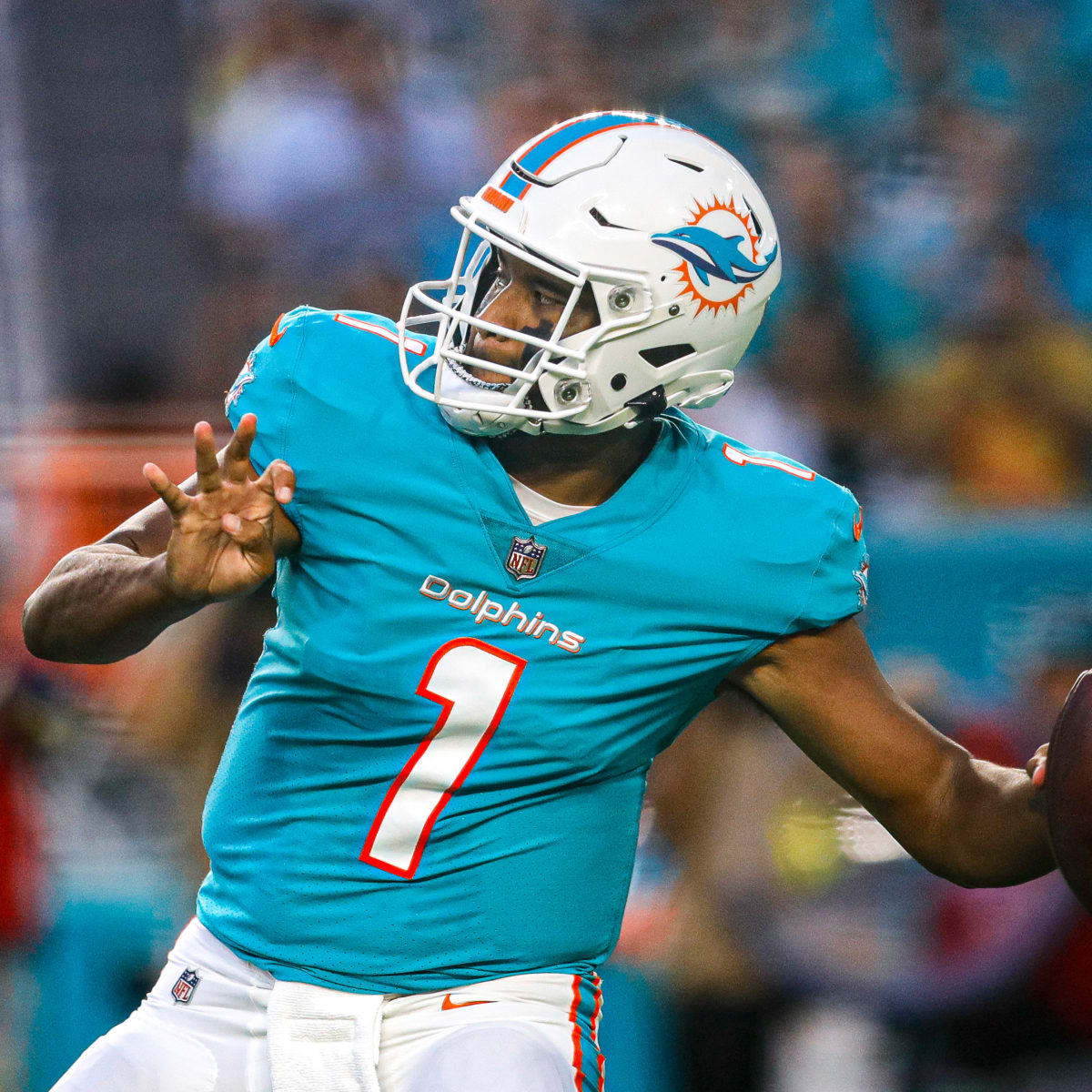 Miami Dolphins' Tua Tagovailoa Emerges as NFL MVP Betting Favorite after  Strong Week 1 Performance - BVM Sports