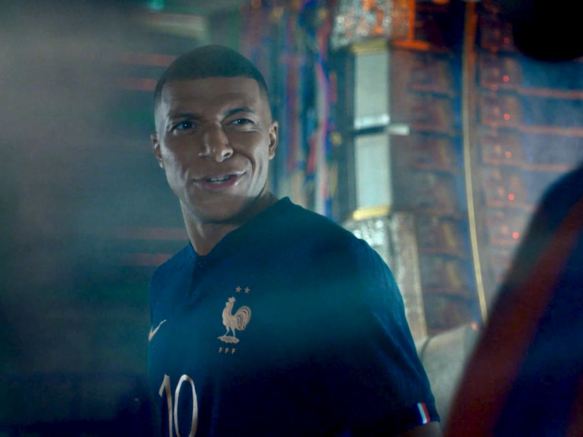 passagier Aardewerk vervolging Mbappé vs. Ronaldinho: Nike Football Teases New Commercial - En Fuego