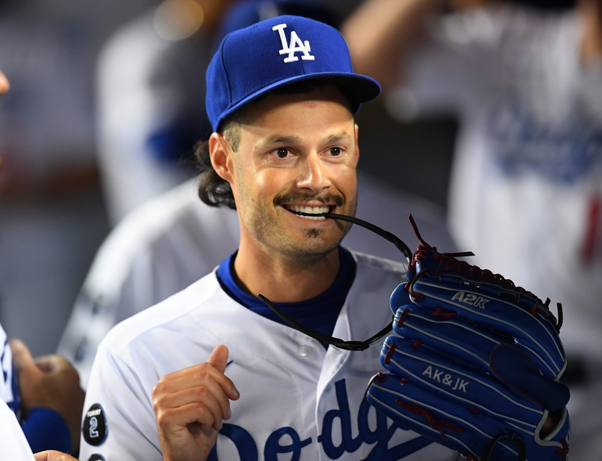 Joe Kelly Trades Dodgers Jersey for Mariachi Jacket – NBC Los Angeles