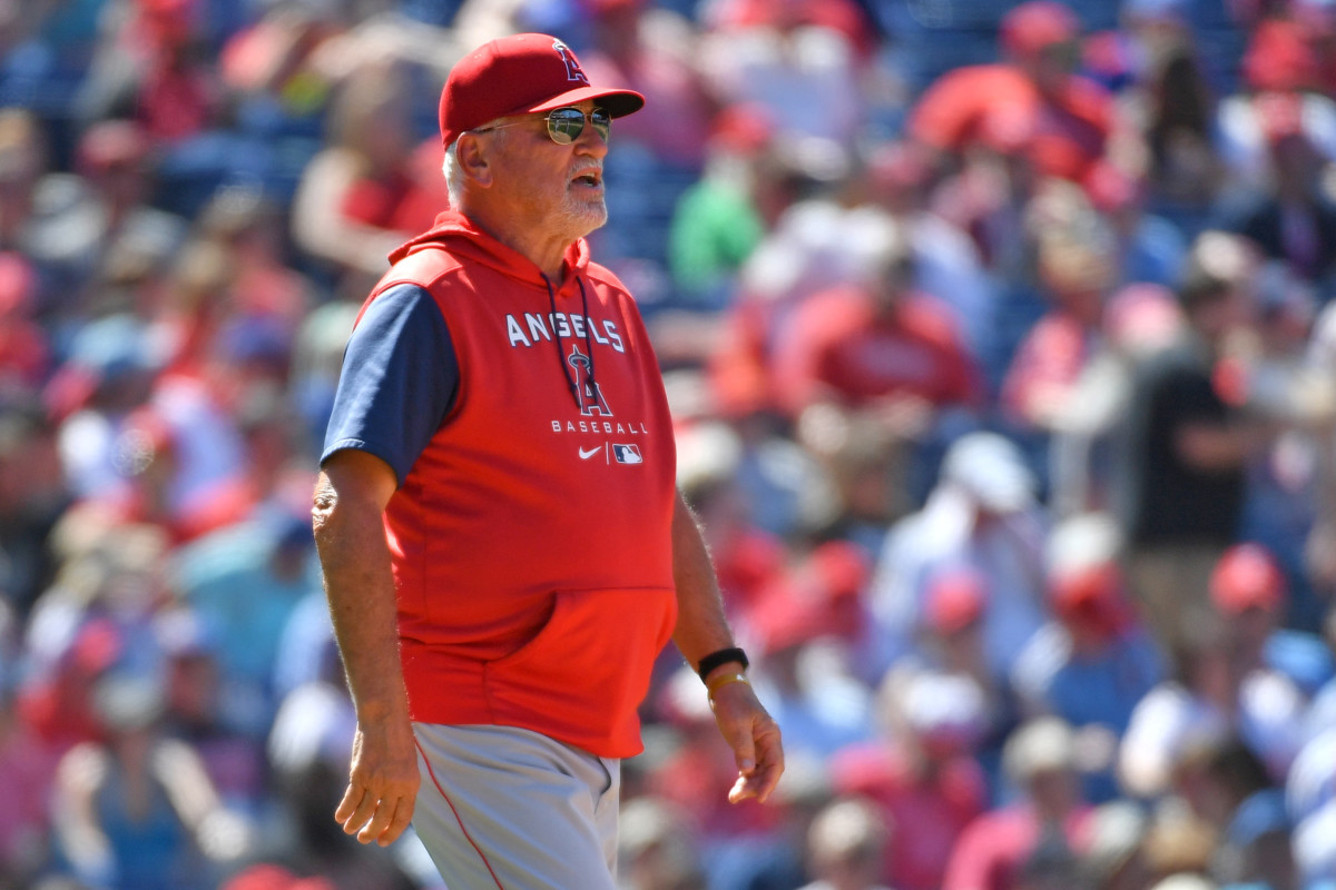 Joe Maddon got a mohawk to try and snap Angels' losing streak, but